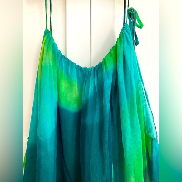 BCBGMaxAzria Chiffon Mini Dress size medium - Picture 3 of 4